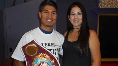 mikey garcia linares purses.